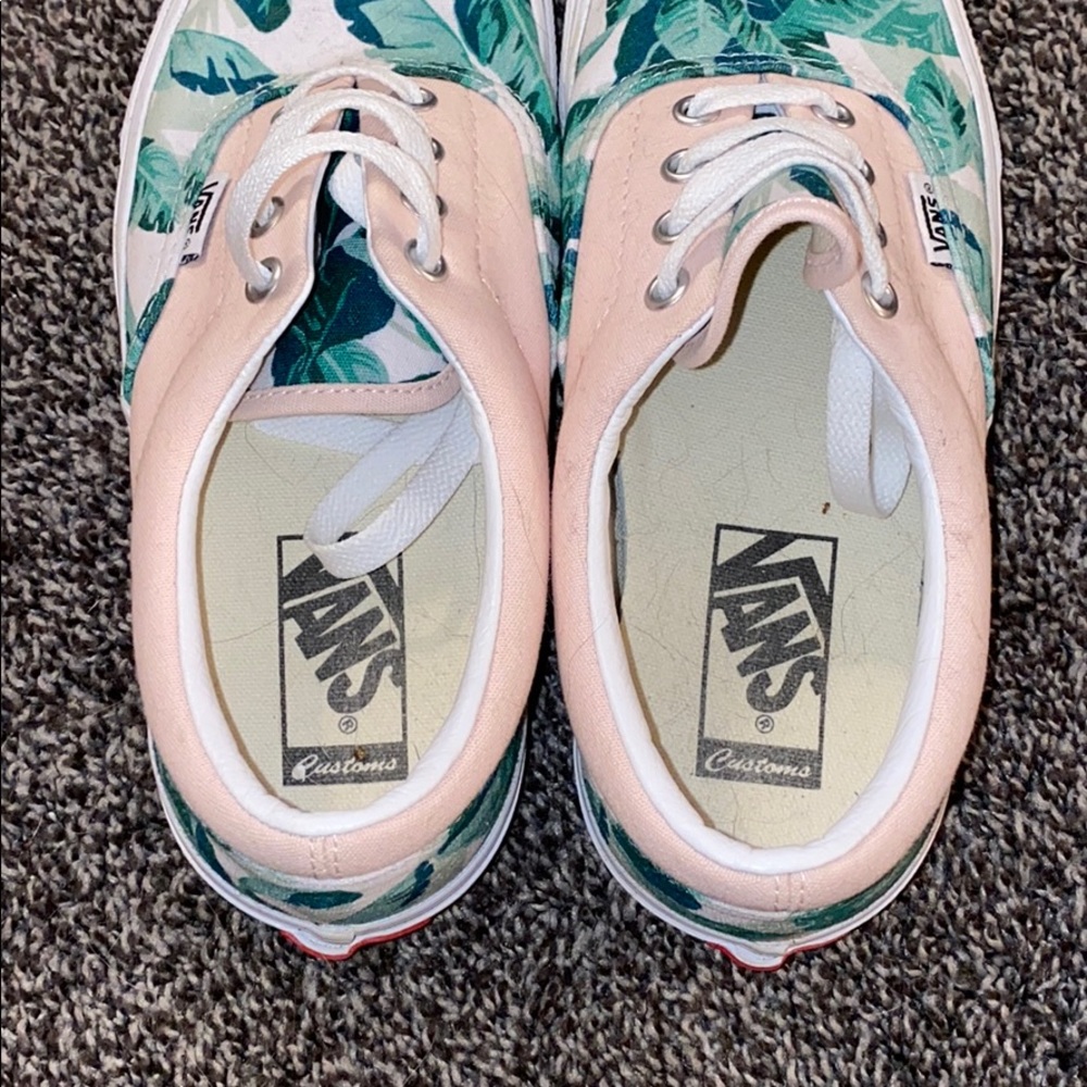 Custom Vans - image 7